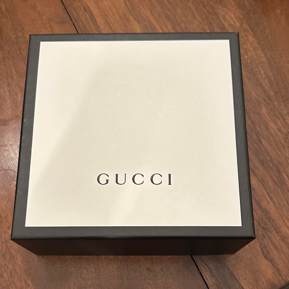 Gucci Black and White Gift Box